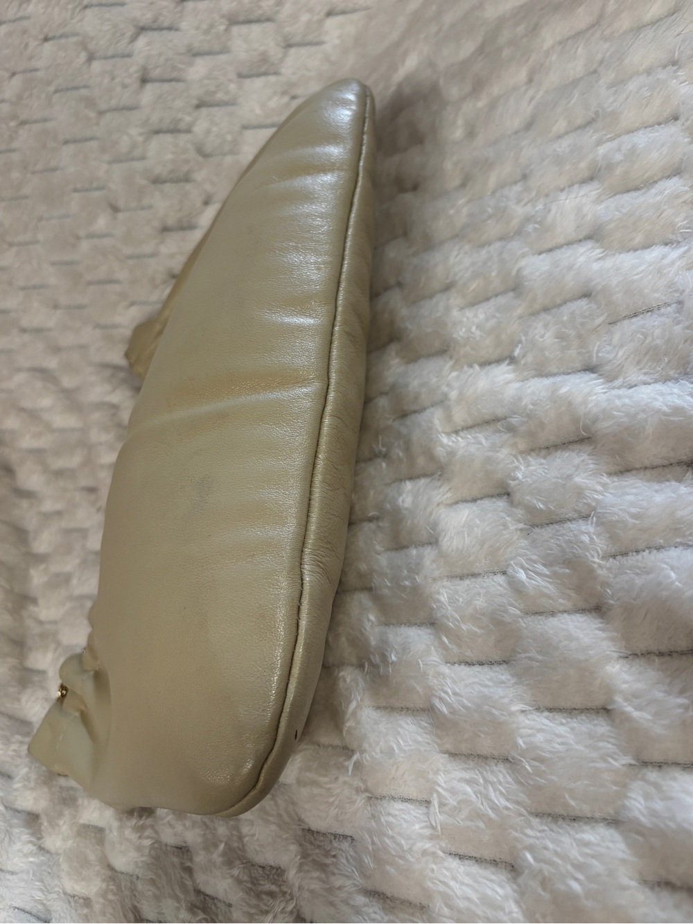 Vintage Cream Leather Clutch Shoulder Bag Gold Chain No Brand - Picture 2 of 6